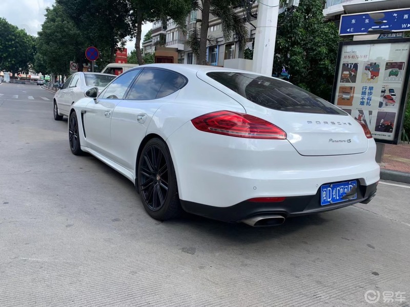 出一台自用的保时捷帕拉梅拉,15年新款3.