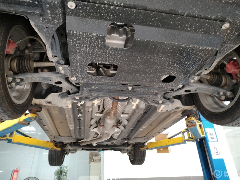 三年用车的我来说说对帝豪gs的底盘分析