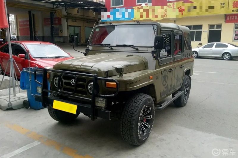 每日一车# 今天给大家分享一下这款经典的北京吉普212,是不是有点