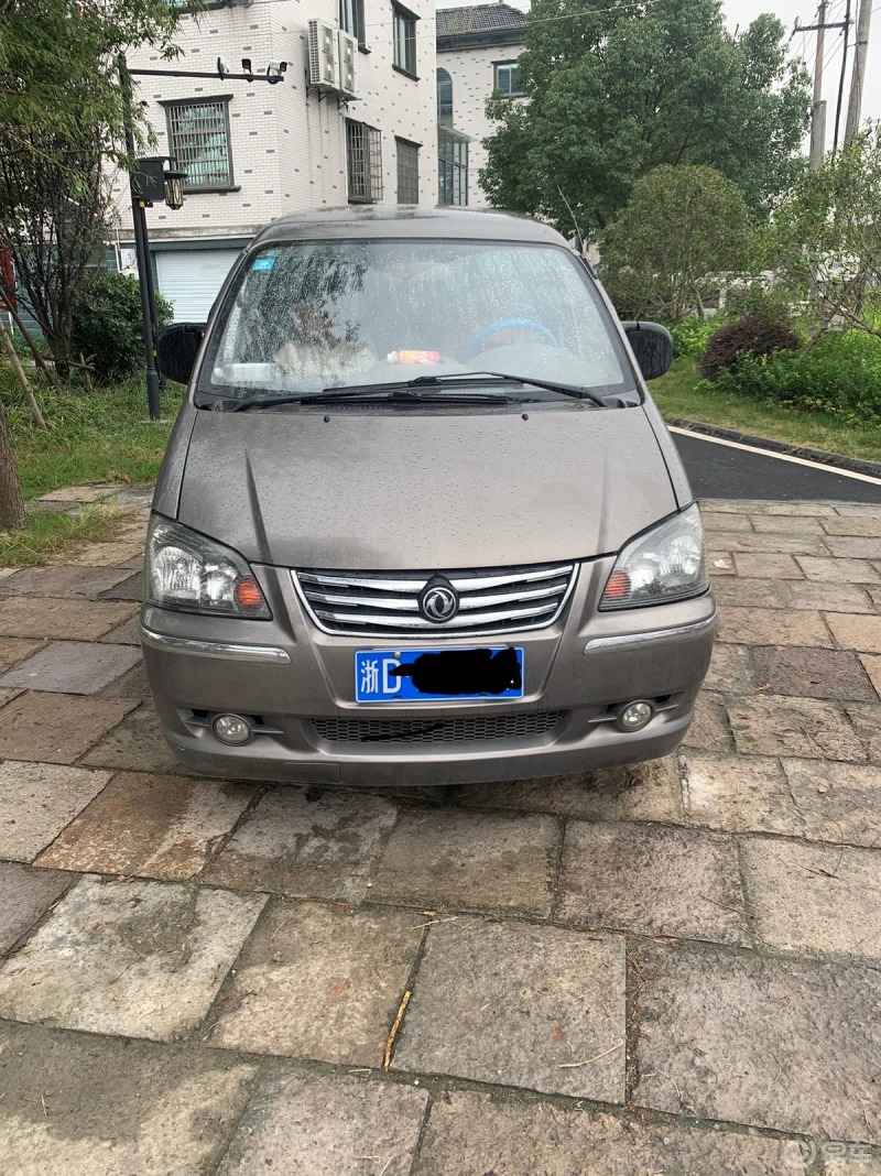 东风菱智m3.面包车.中面