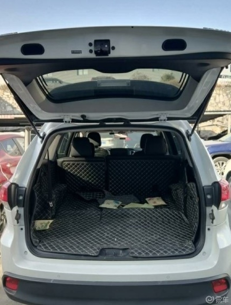 刚买半年左右的21款汉兰达天窗出现奇怪的声音怎么处理一下呢多谢