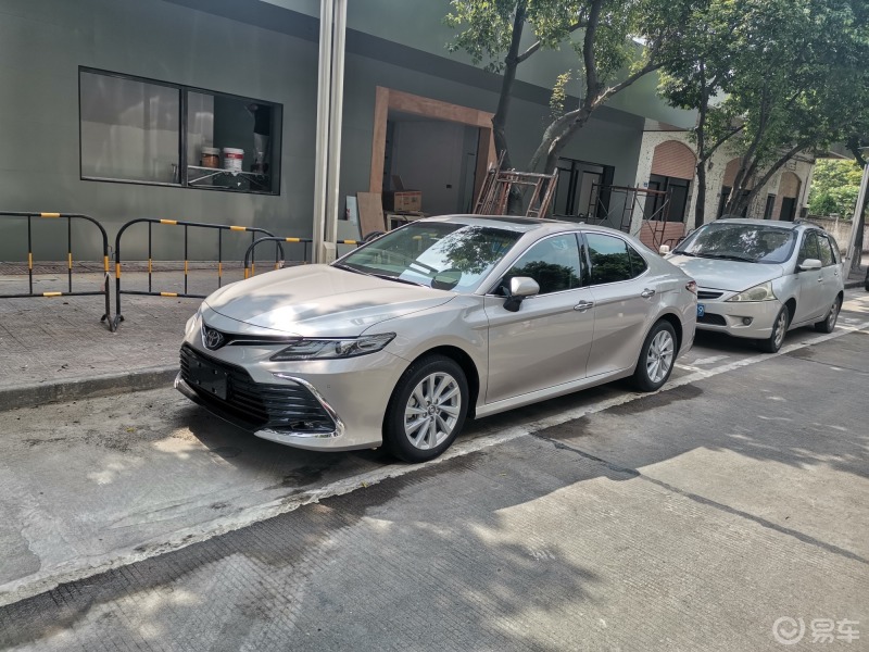 y1s1哪款颜色合适我