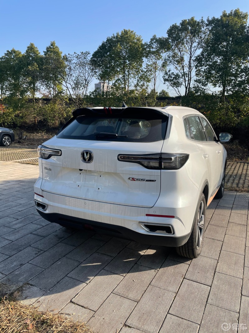 经典白色二代cs55plus今日实车亮相!_长安cs55/cs55plus社区_易车社区