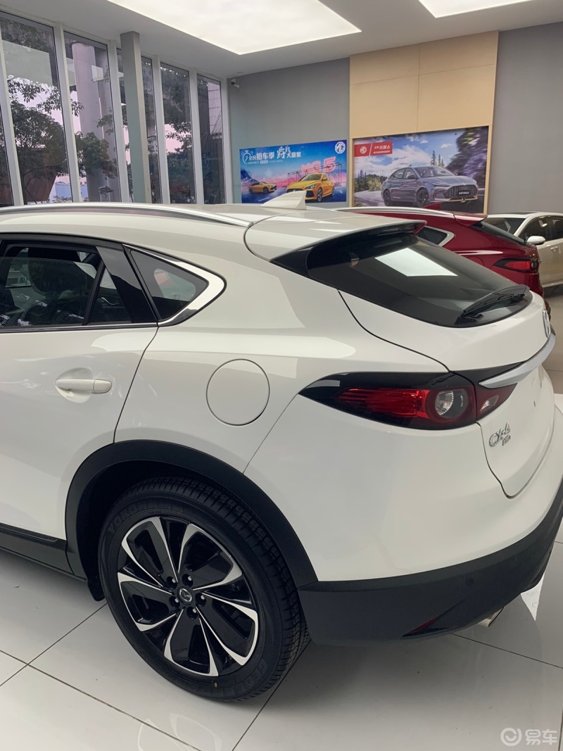 20款马自达cx4汽车25l两驱驾趣版外观大气年轻显运动内饰沉稳低调