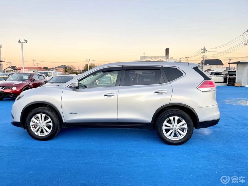 真日产奇骏日本本土的奇骏配置:尼桑奇骏 混动 高配:平成28年,行走6.