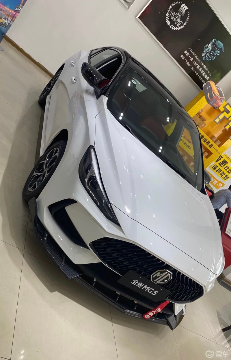 版本选择小五是我买的第一辆车刚开始要买之前天天