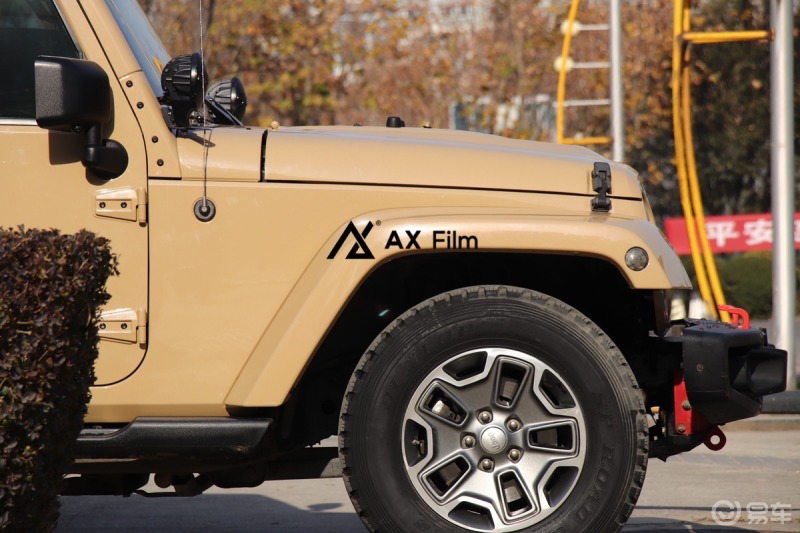汽车改装# #男人梦想车# 吉普牧马人原厂沙漠黄改色鉴赏,满足你的
