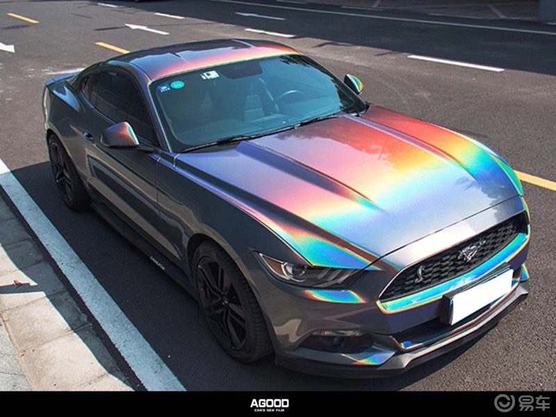 改色膜案例野马agood阿古德汽车贴膜在车身上流动的绚丽彩虹野马
