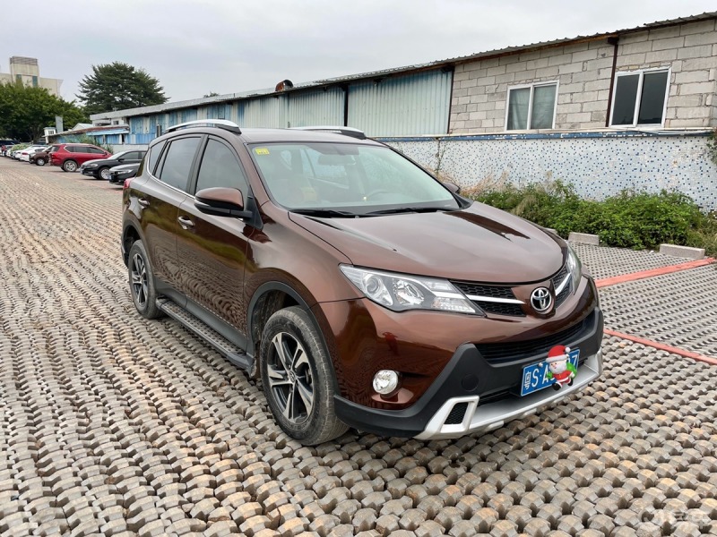 15年丰田rav4,美女一手车,精品车况,安全行驶2.