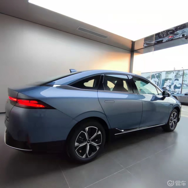 星湖灰颜色好看,气质满分_小鹏汽车p5社区_易车社区