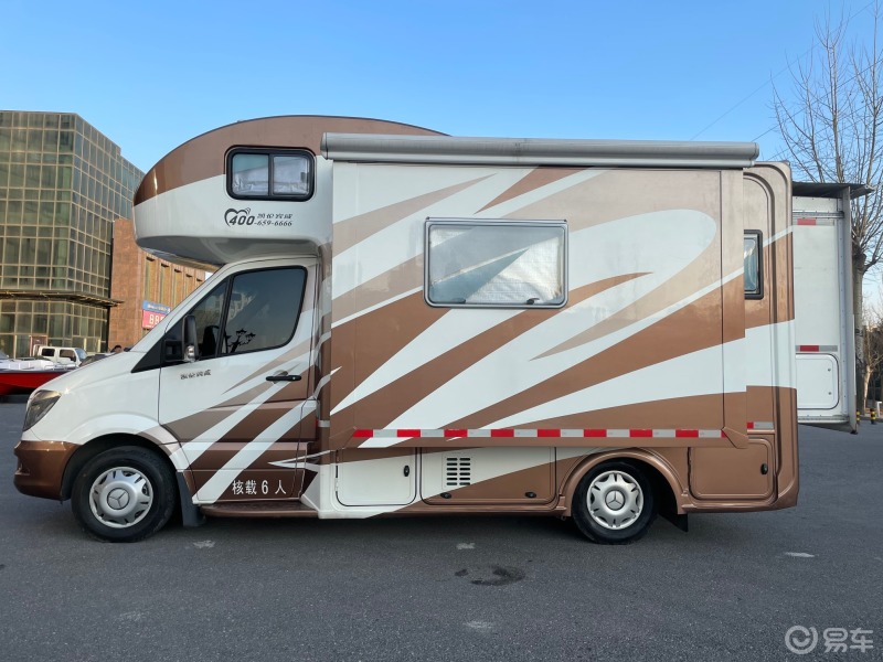 最新到店15年12月奔驰双拓展凯伦宾威房车,安全行驶1.
