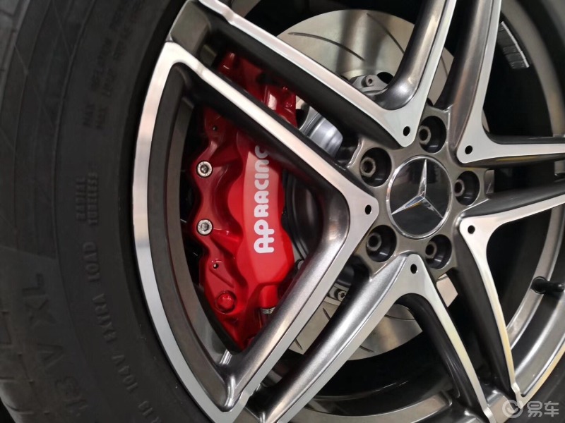 奔驰v260刹车改装ap9040六活塞刹车卡钳