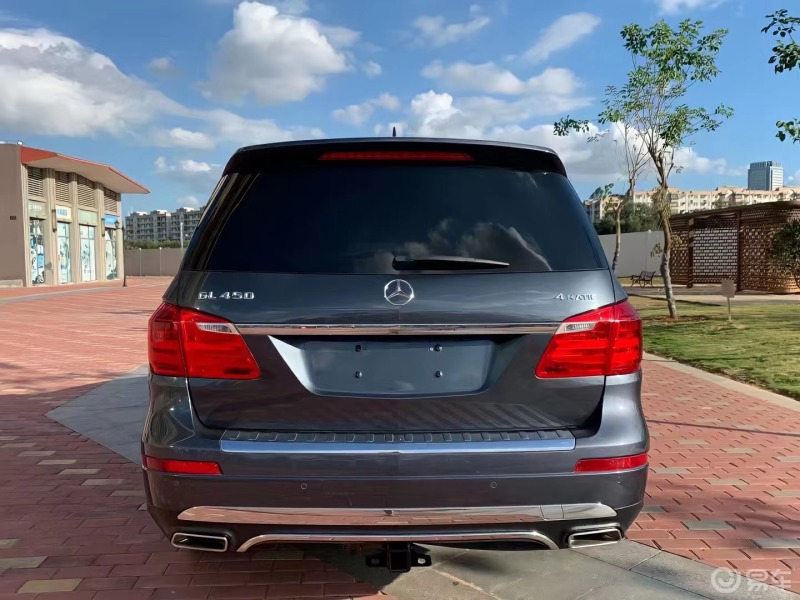 [礼物]新到精品169990奔驰gl450-4matic(订制755黑铜灰/米内
