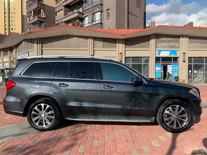 [礼物]新到精品169990奔驰gl450-4matic(订制755黑铜灰/米内