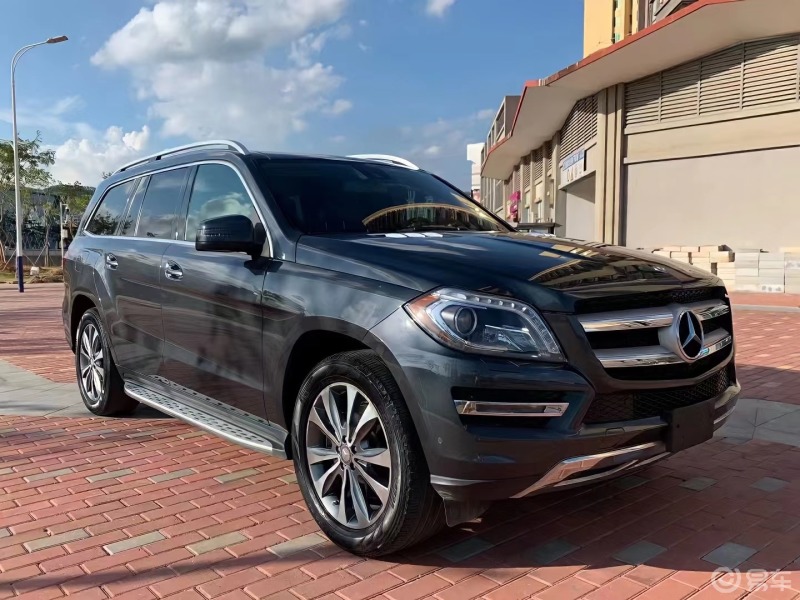 [礼物]新到精品169990奔驰gl450-4matic(订制755黑铜灰/米内