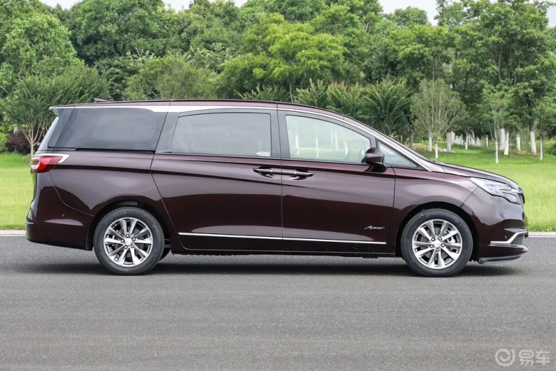别克gl8四座版本为啥这么贵?
