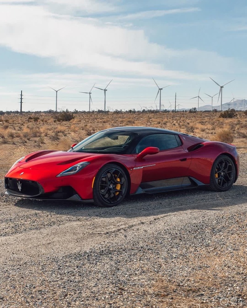 玛莎拉蒂mc20,海神之吼,源于f1赛道,3.0l v6 630hp中置发动机