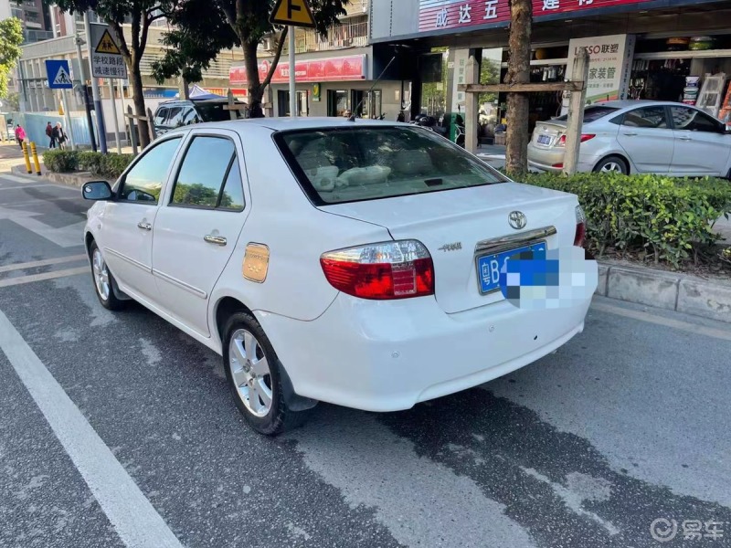 05年丰田威驰自动挡