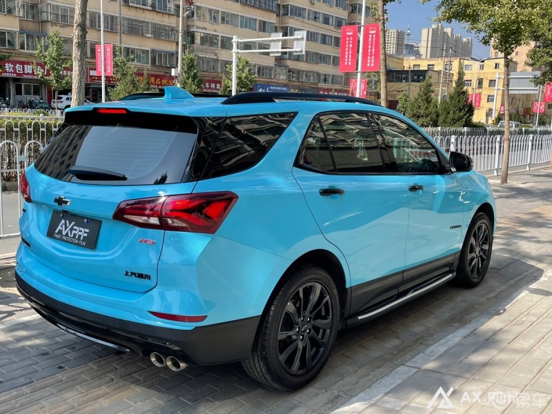 度假风畅游海岸线|雪佛兰探界者改色亮浅天空蓝