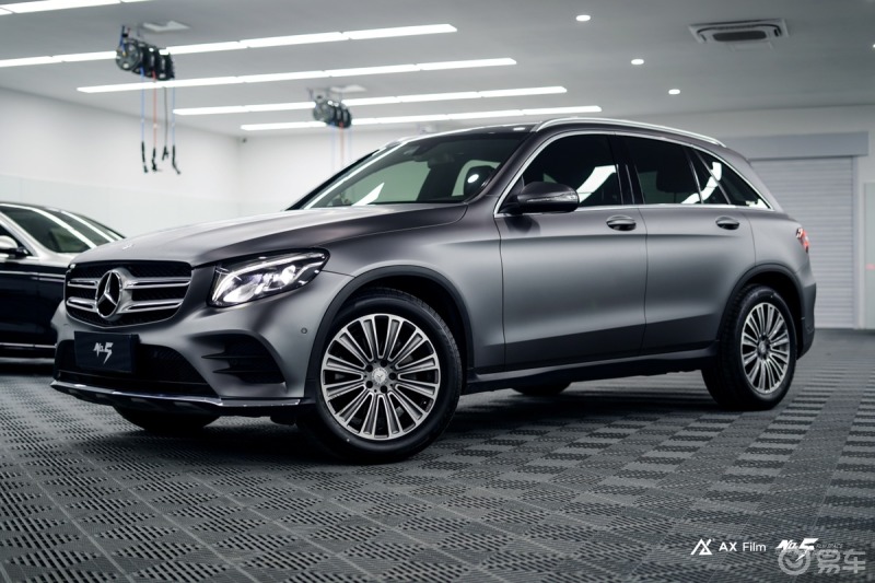 动感十足奔驰glc260山灰yyds