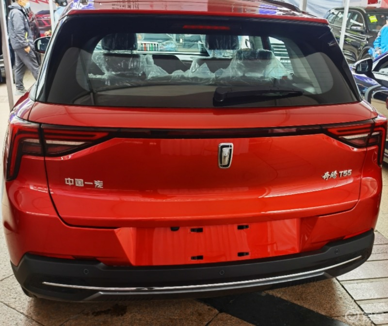 捕捉一只红色精灵_奔腾t55社区_易车社区