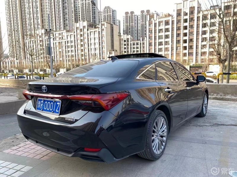 油价这么高,混动车首选丰田亚洲龙 2.5双擎xle尊贵版21年2月上牌  1