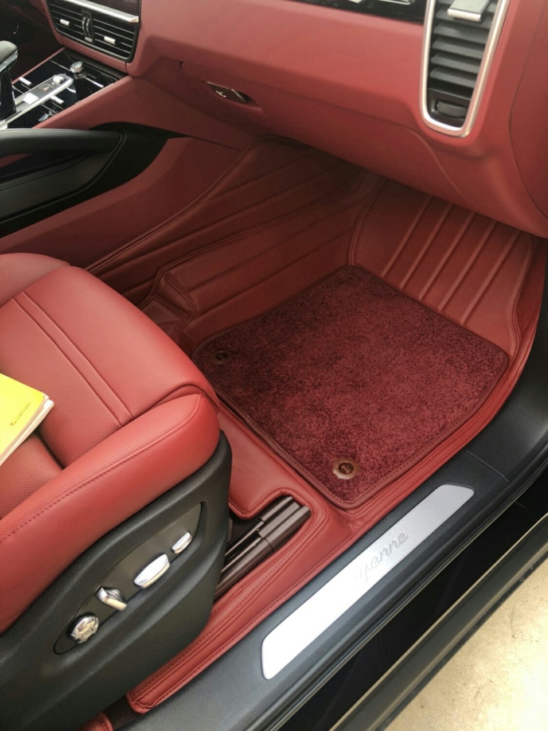 保时捷卡宴脚垫