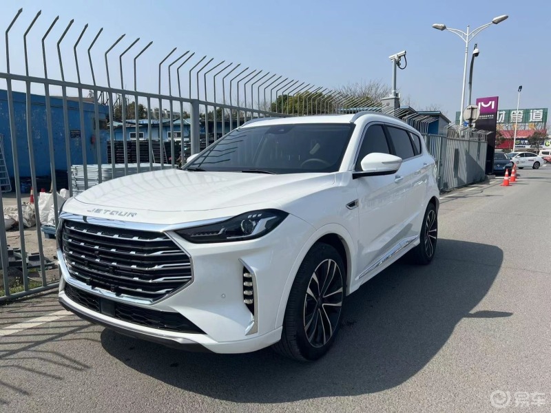 奇瑞捷途x70plus 1.6t高配 地版本 ,极品车况, 新车上路14万多,全