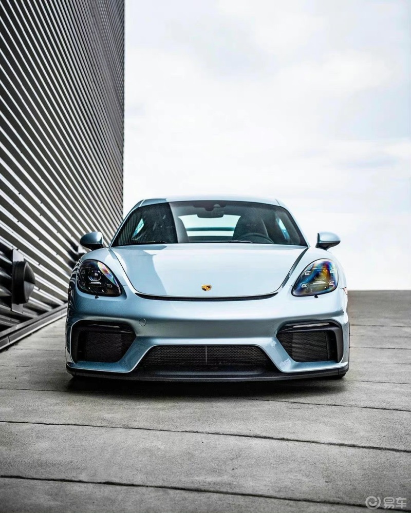 保时捷718caymangt4rs速度与力量并存