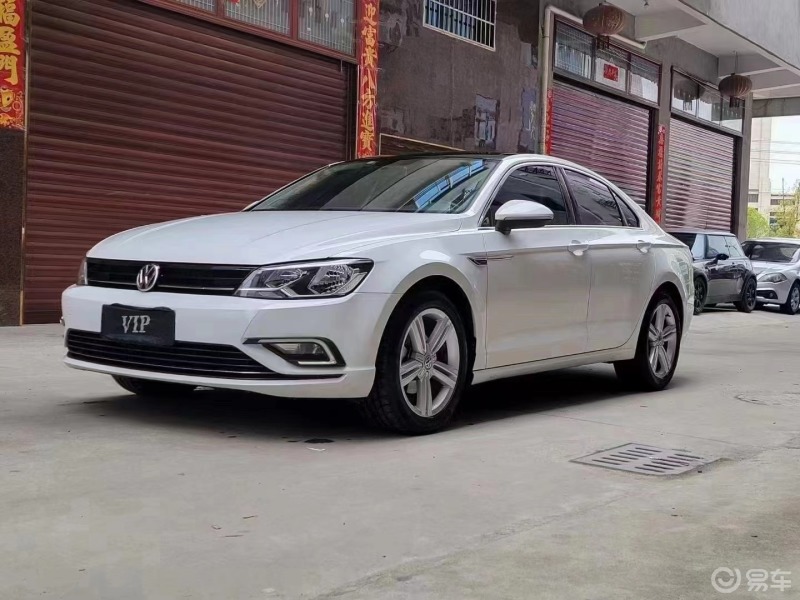 二手大众凌渡18款宽体轿跑280高功率