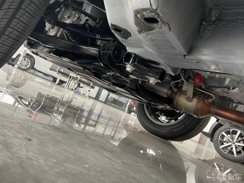 5gdit底盘下面都是这样吗有窟窿还颜色不一样_哈弗h6社区_易车社区
