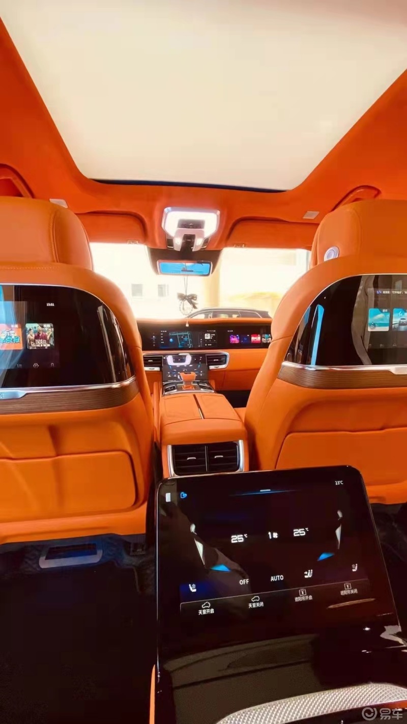 红旗e-hs9这个内饰颜色简直炸裂啊,出新款了吗?