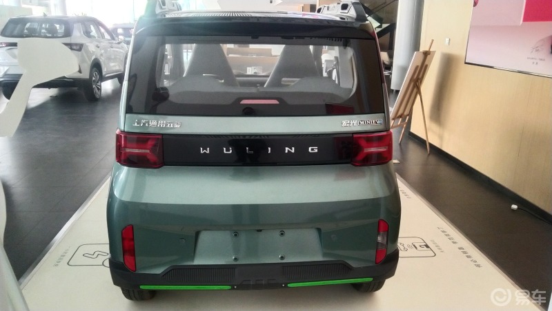 续航300km4座看看宏光minievgameboy