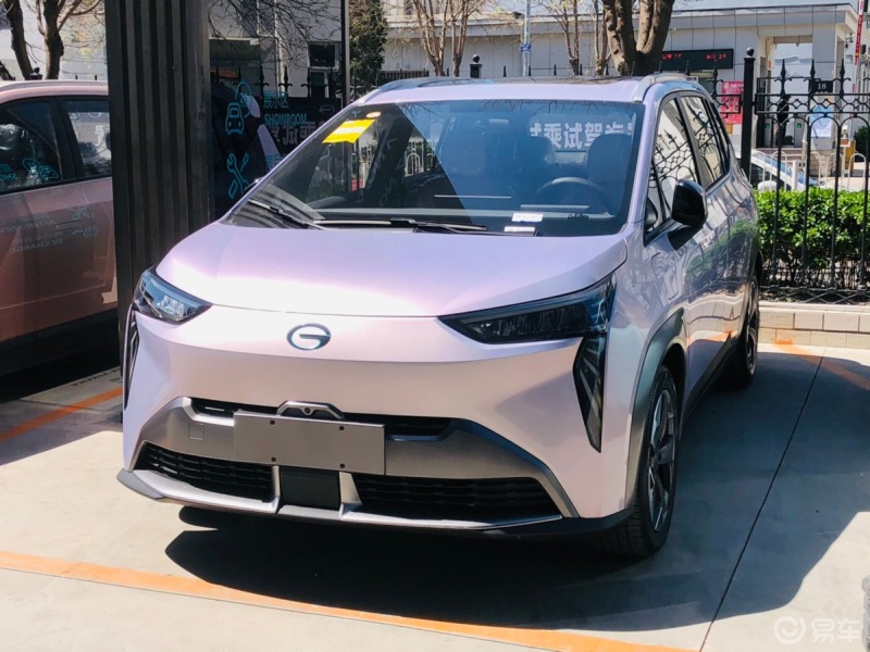 广汽埃安#新款广汽aion y上市# 今天到店一台幻彩紫色的 y  10分钟前