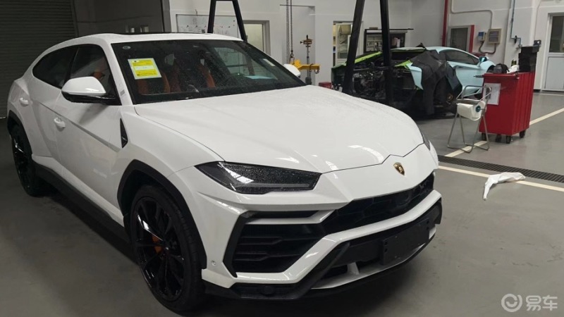 白色的兰博基尼urus太漂亮了979797#汽车资讯