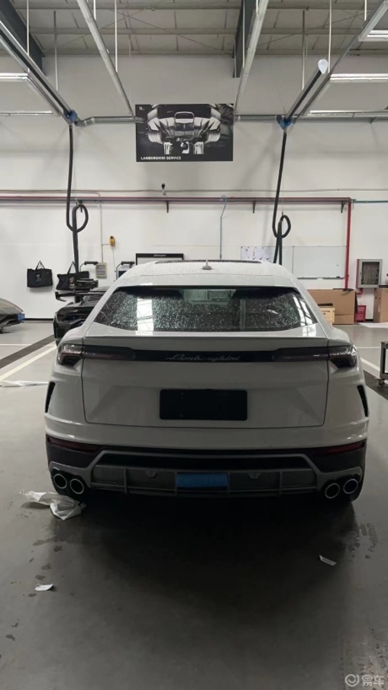 白色的兰博基尼urus太漂亮了979797#汽车资讯