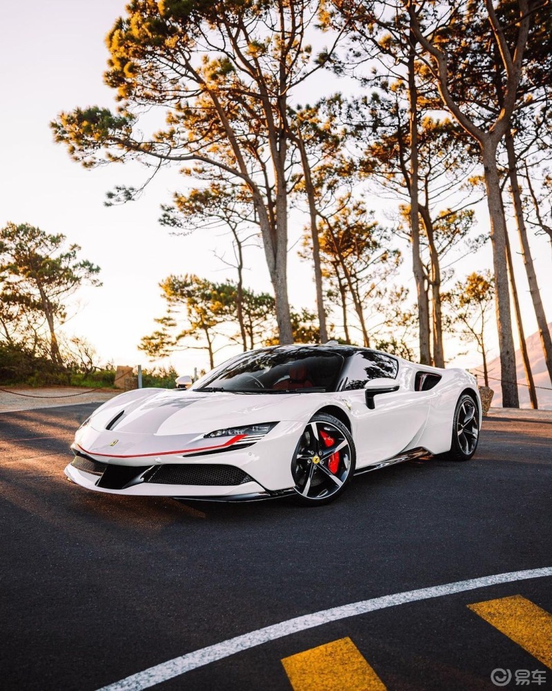 汽车资讯# 【这匹马很强悍,法拉利sf90 stradale】浏览信息,看到了