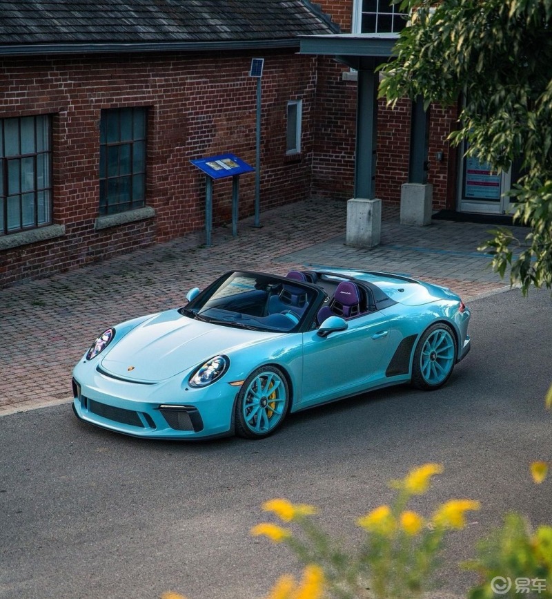 每日打卡#保时捷 911 speedster(pts迈森蓝),手动挡的呦!