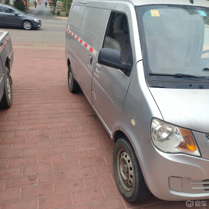 14年的力帆两座封闭面包车,我多少钱买合适