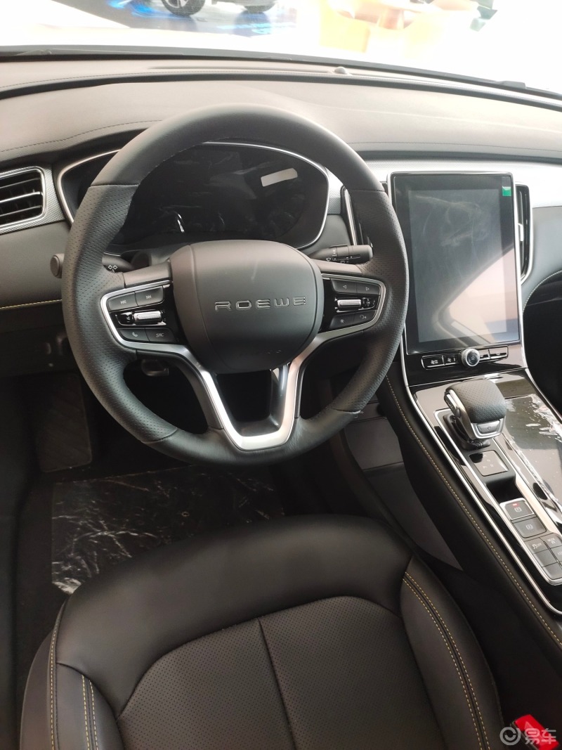 荣威i6max ev 600天幕尊享版最近想入手一款新能源小车车 本人是刚