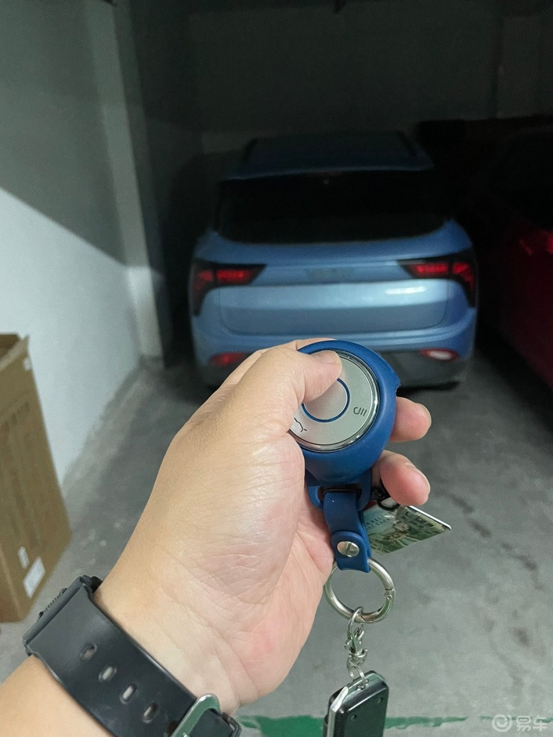 打卡哪吒# 吐槽一下,哪吒v这个钥匙,大家有没有按键失灵过,有时候,真