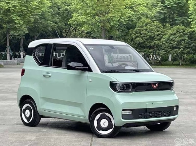 最宠的mini 来了 20220款 红光mini ev 指导价3.28 优惠