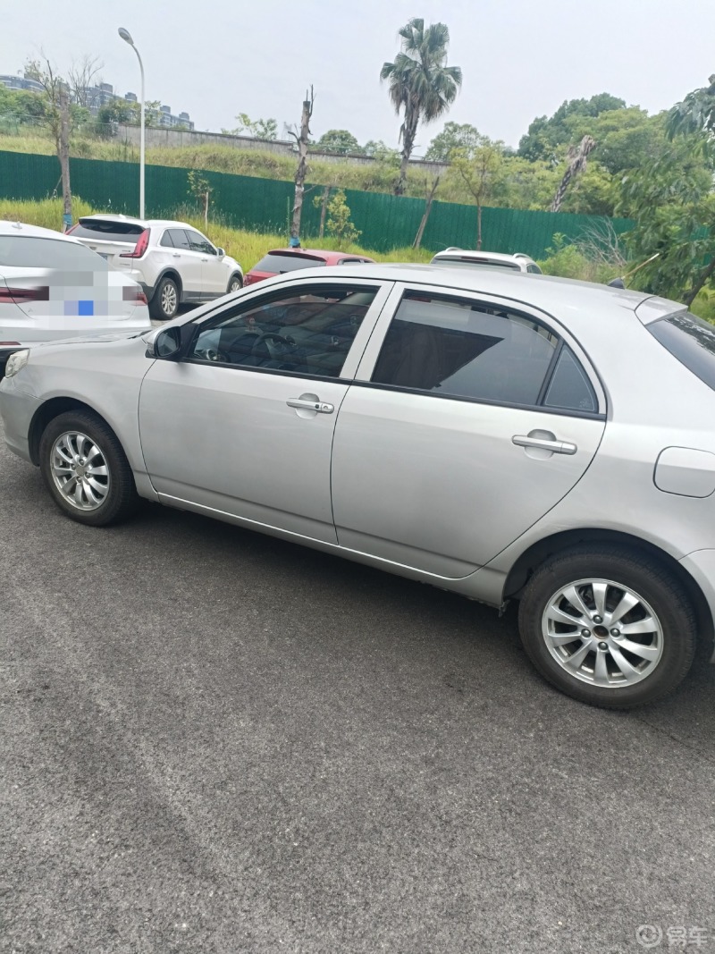 身边的老车系列四十五2011款比亚迪g3