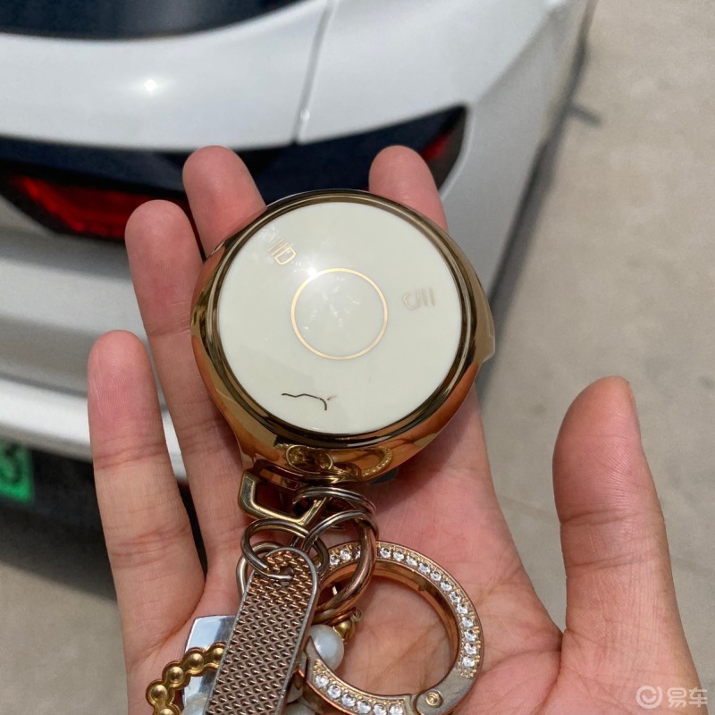 打卡哪吒# 说一说咱们小哪吒v的车钥匙97——风火轮有一个我很暗哪