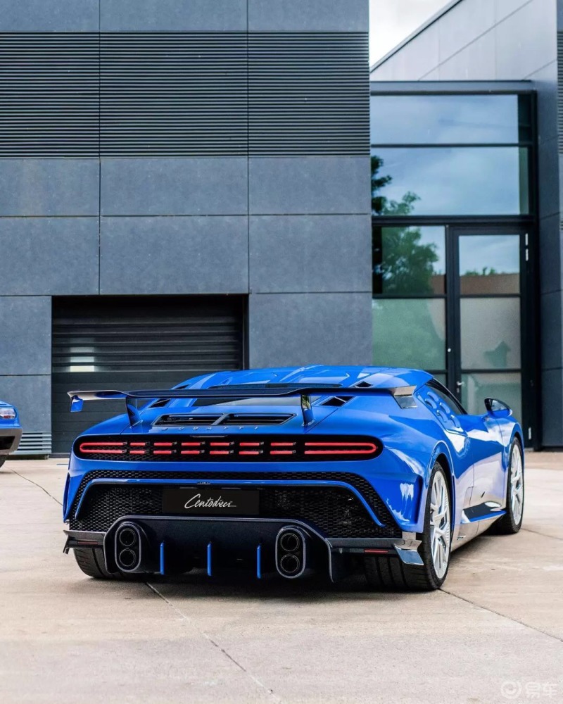 汽车资讯# 【c罗的超跑来了,布加迪centodieci】浏览信息,看到了布加