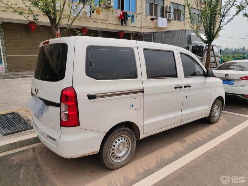 坐标金华地区.自用白色五菱宏光v 行驶5200公里,无事故随时验车!