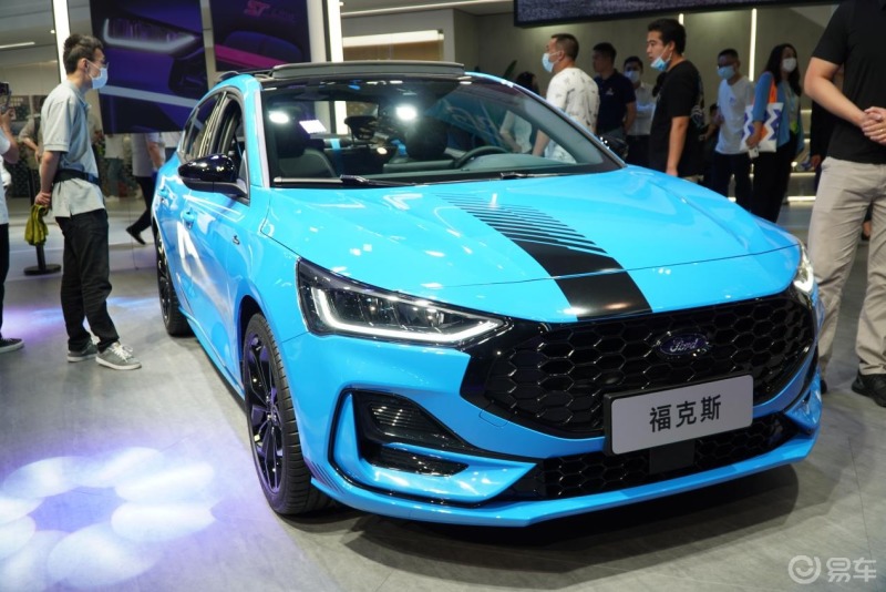 致敬rs全新福克斯s版太拉风了