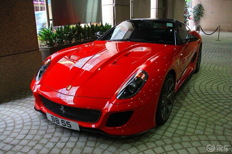 寻找键盘车神#laferrari是法拉利推出的一款旗舰级的超级跑车,在201