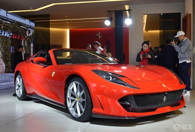 寻找键盘车神# 法拉利一直是我心中的轿跑神车,独特的个性,彰显气 !!