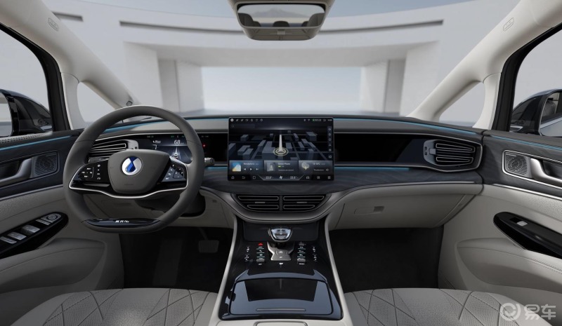 腾势d9 | 128色隐藏式律动光幕:氛围灯采用隐藏式光幕布置,总长达12米